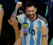 阿根廷主帅喜极而泣