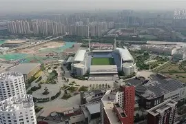 蓝鹰-天津泰达险胜延续连胜,球队表现稳定吗