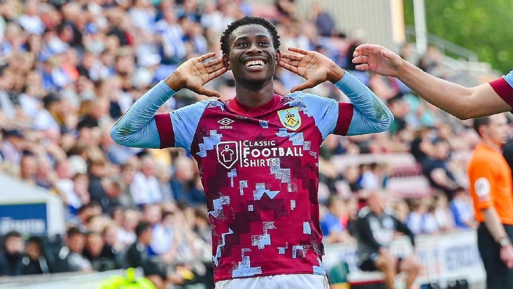 伯明翰vs雷丁比分预测