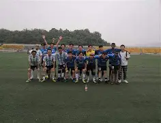 比赛现场的气氛